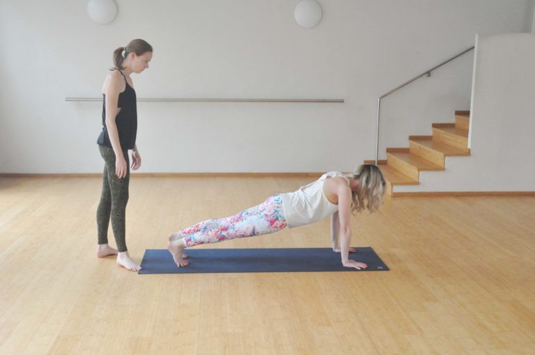El arte de ajustar en yoga